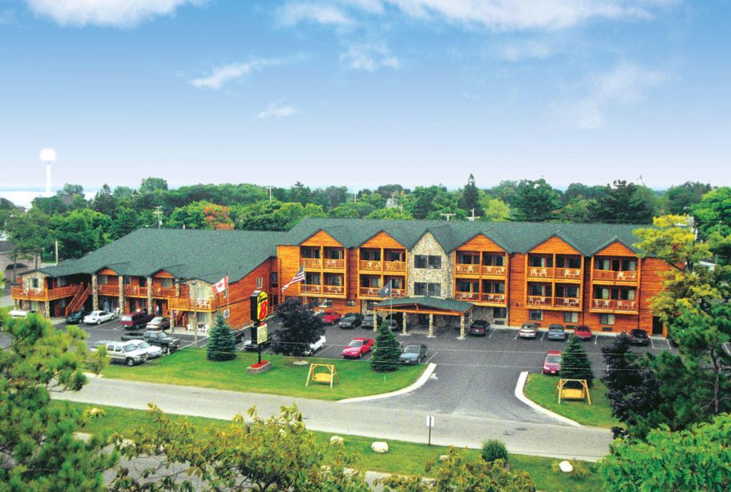 Super 8 By Wyndham Bridgeview Of Mackinaw City Eksteriør bilde